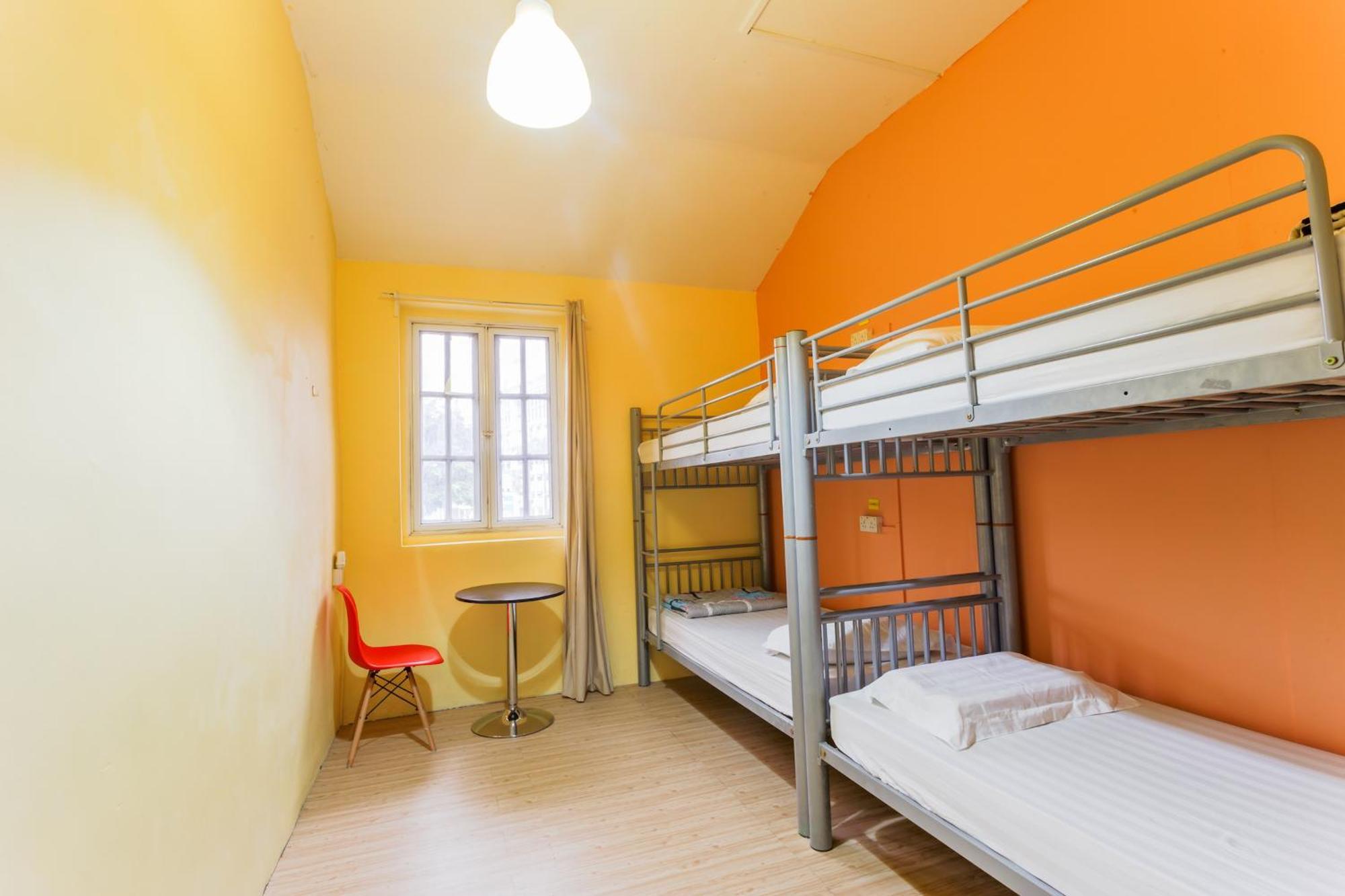 Family Room 4 Beds